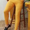 Pantaloni Slim Fit, galbeni aurii, elastici, conici - PN339