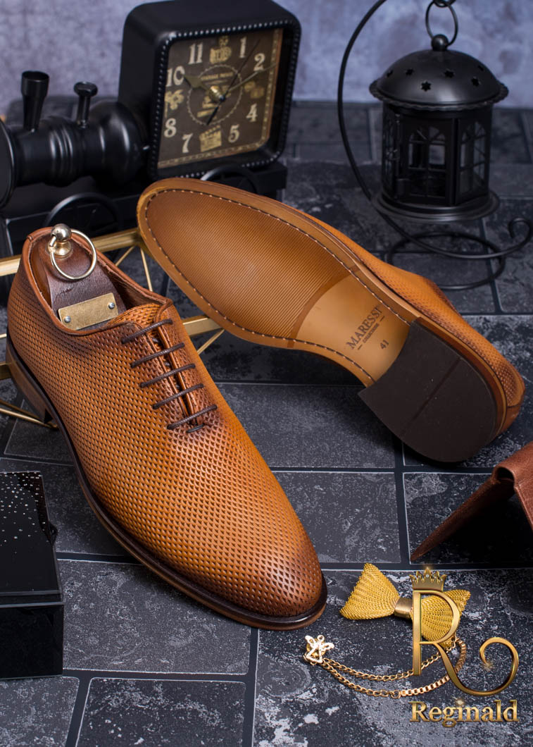 Consistent viol estimată  Pantofi cu siret maro cognac din piele naturala fabricati in Romania - P1093