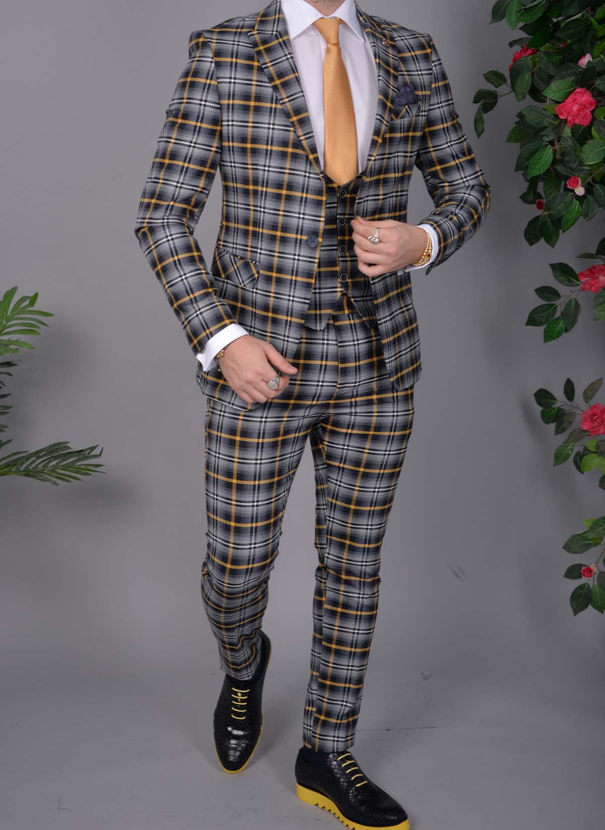 Costum in carouri de barbati slim fit: Sacou, Vesta, Pantalon - C1521 - imagine 4