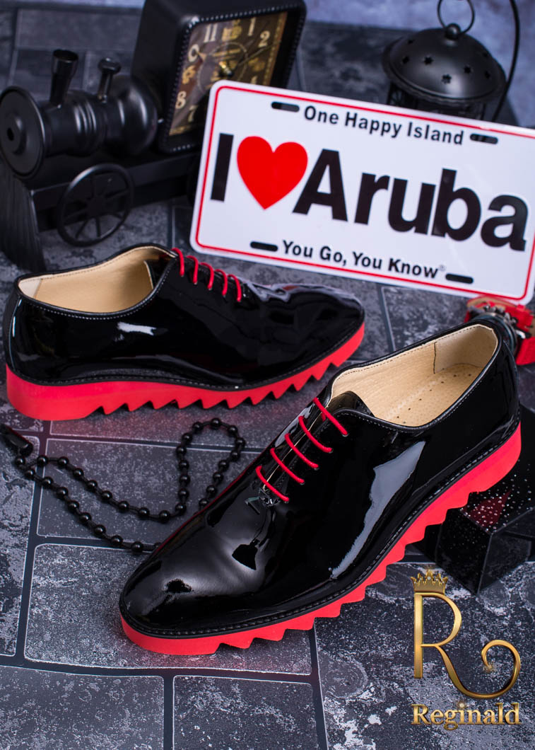 Pantofi Sport negri din piele naturala lacuita, talpa rosie - P1103