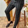 Pantaloni de barbati, Slim Fit, negri cu dungi - PN375