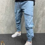 Pantalones informales de hombre con bolsillos laterales, corte ajustado y cónico, azul  -  PNT250