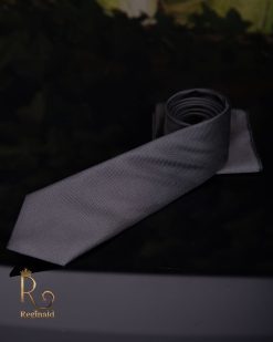 Cravata de barbati cu batista - culoare: negru - CV441