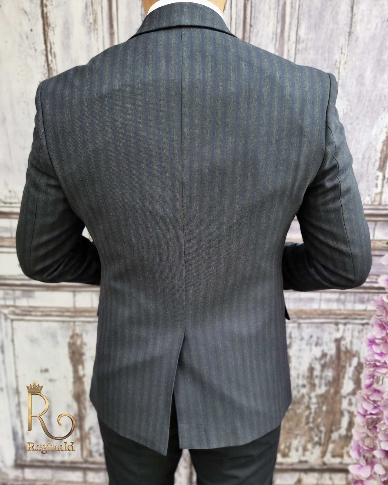 Costum de barbati, Sacou bleumarin in dungi, Vesta si Pantalon slim-fit- C2020 - imagine 4