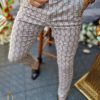 Pantaloni de barbati gri in patratele, croiala slim-fit, elastici si conici  - PN523