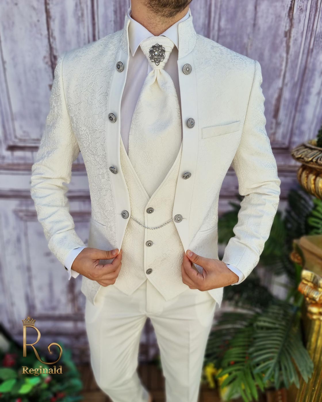 Costum ceremonie ginere/mire alb ivoire, Sacou-Vesta-Pantalon-Cravata - C3150