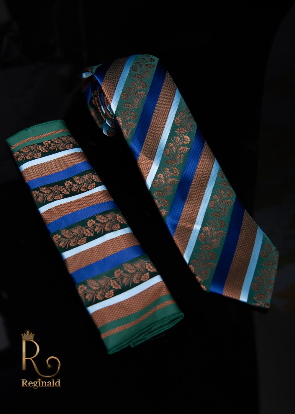 Cravata cu batista, nuanta verde/maro/albastru dungi oblice - CV535