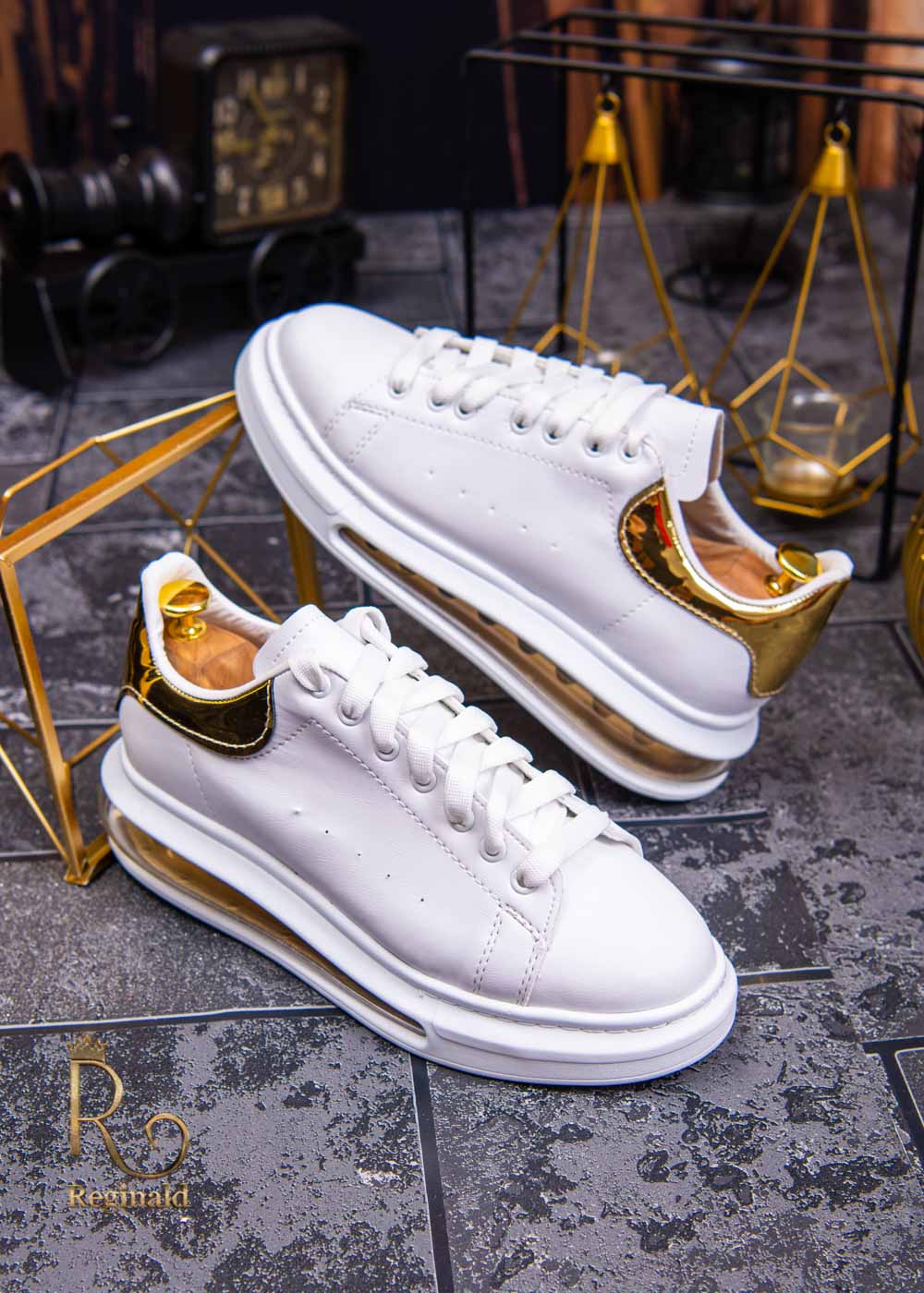 Adidasi Sport de barbati cu talpa cu perna de aer, albi – AD332