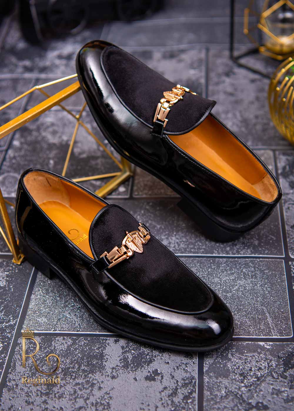 Pantofi Mocasini eleganti barbatesti din piele naturala, negru lacuit si velur - P1316