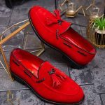 Pantofi Loafers de barbati din piele intoarsa naturala, rosii cu ciucuri  - P1365