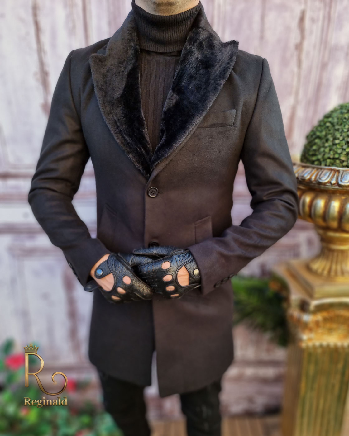 Palton negru de barbati, lung, blana la guler - PT383
