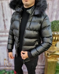 Geaca de barbati, groasa, neagra, cu blana la gluga cod: GC668