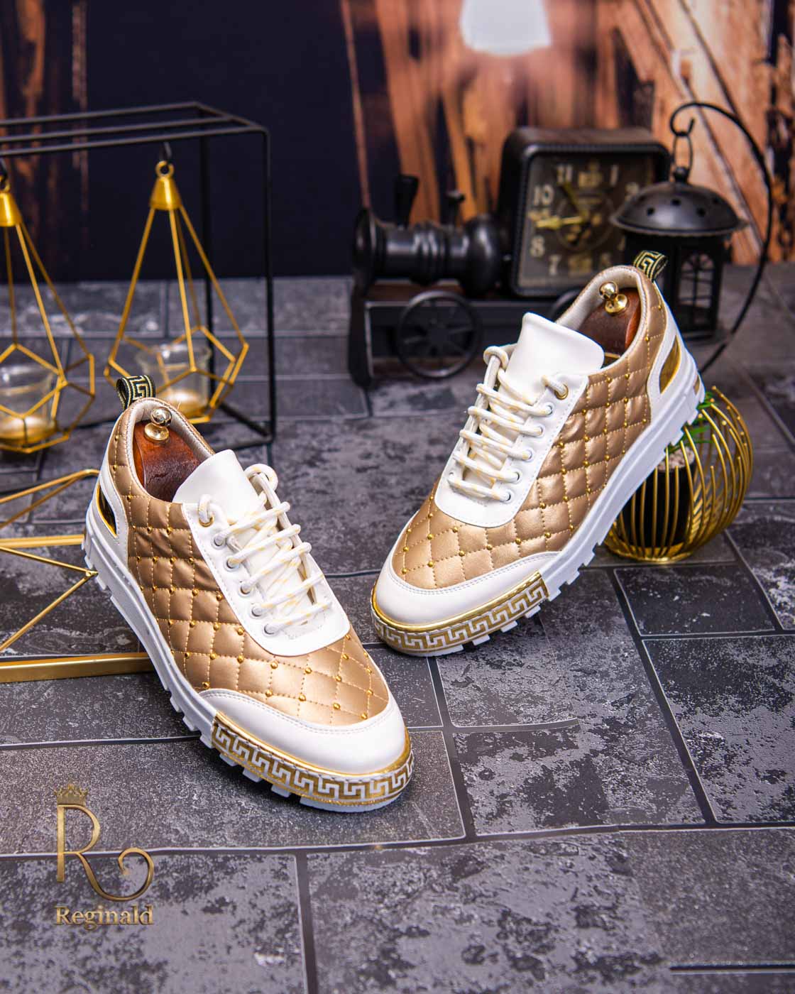 Adidași de bărbați, Albi cu ținte aurii – AD383 - imagine 2