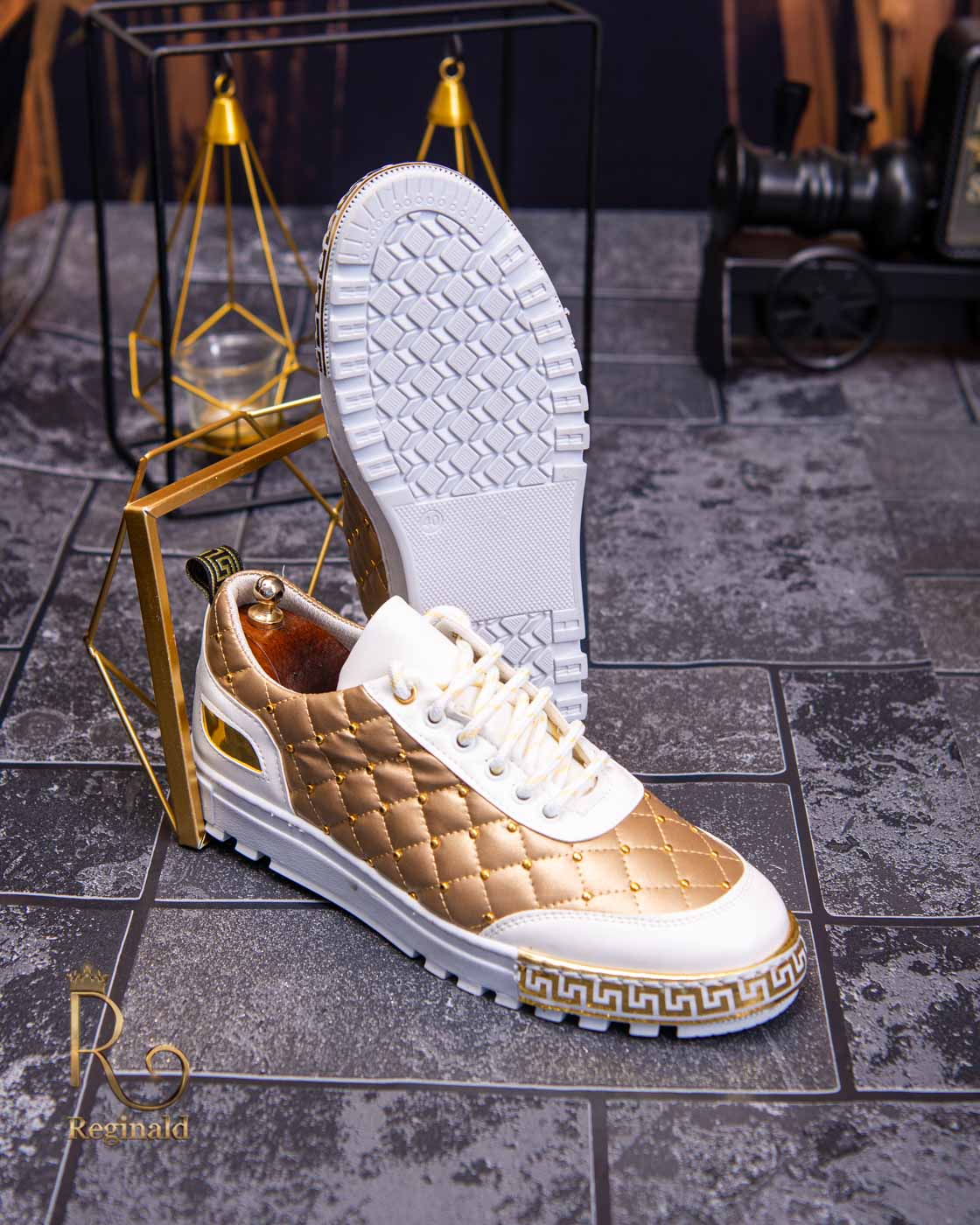 Adidași de bărbați, Albi cu ținte aurii – AD383 - imagine 4