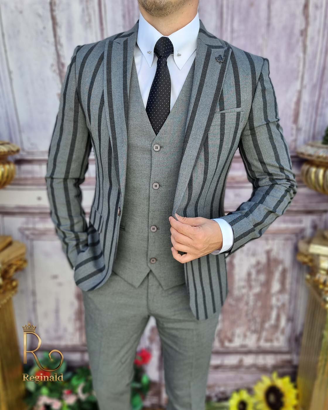 Costum de bărbați, Gri cu dungi, Sacou, Vesta si Pantalon - C3617 - imagine 2
