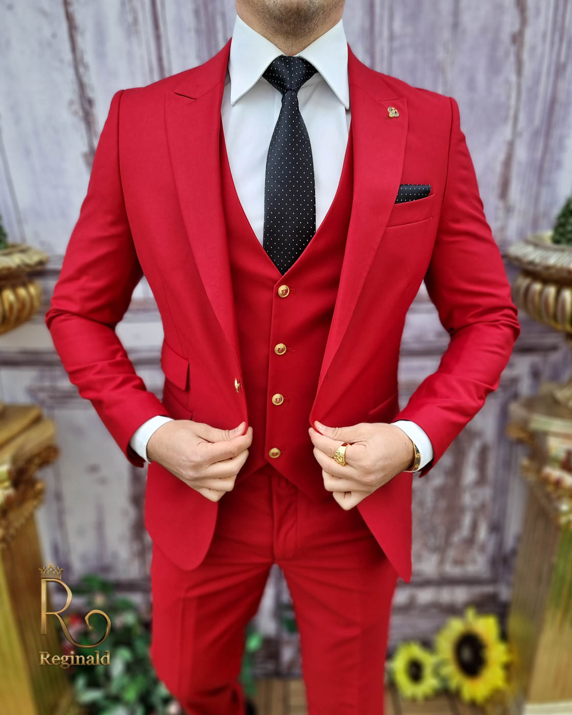 Costum de bărbați, rosu cu nasturi aurii, Sacou, Vesta si Pantalon - C3602