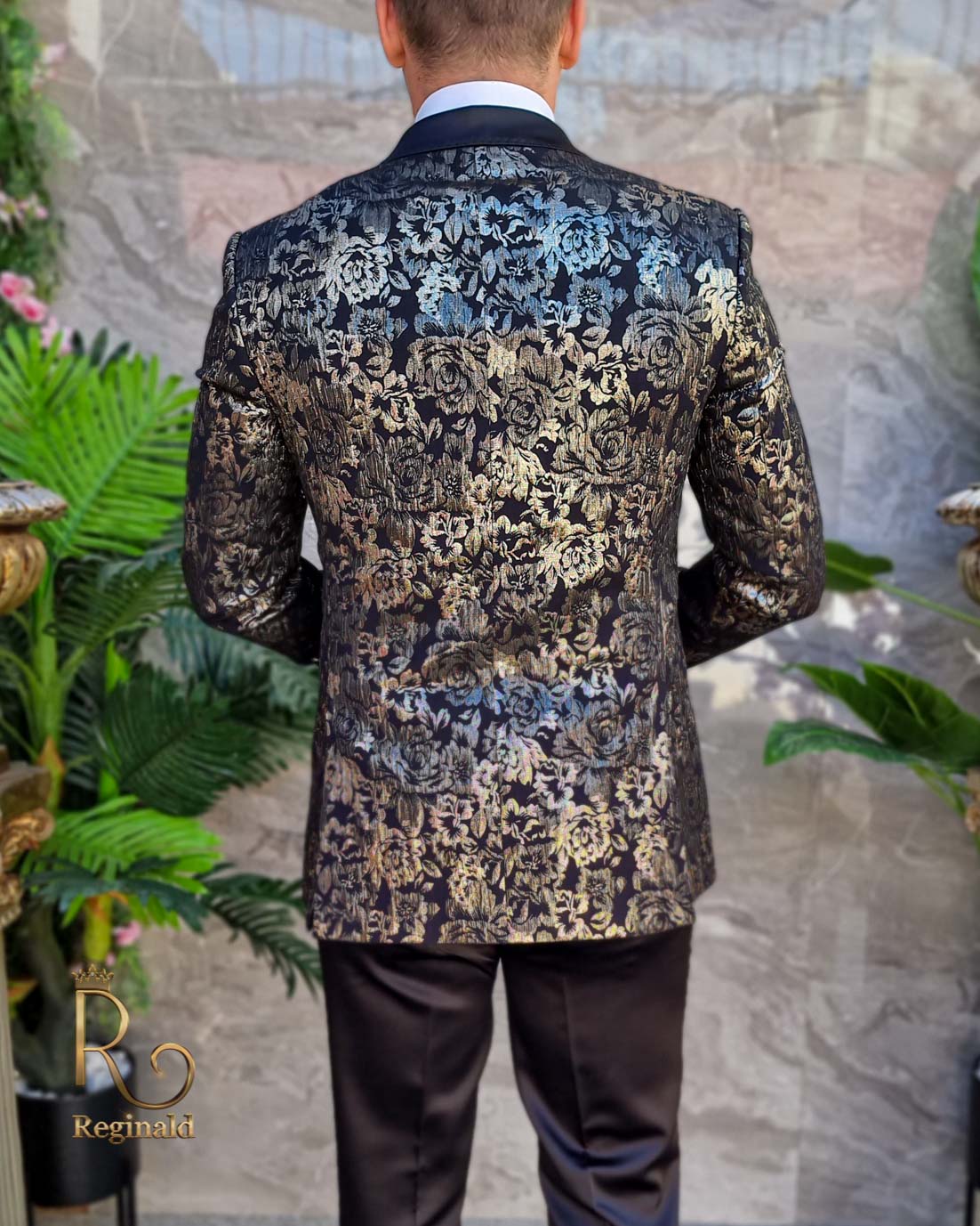 Costum de ceremonie, brodat auriu,Sacou, Vesta, Pantalon si Cravata - C3812 - imagine 4