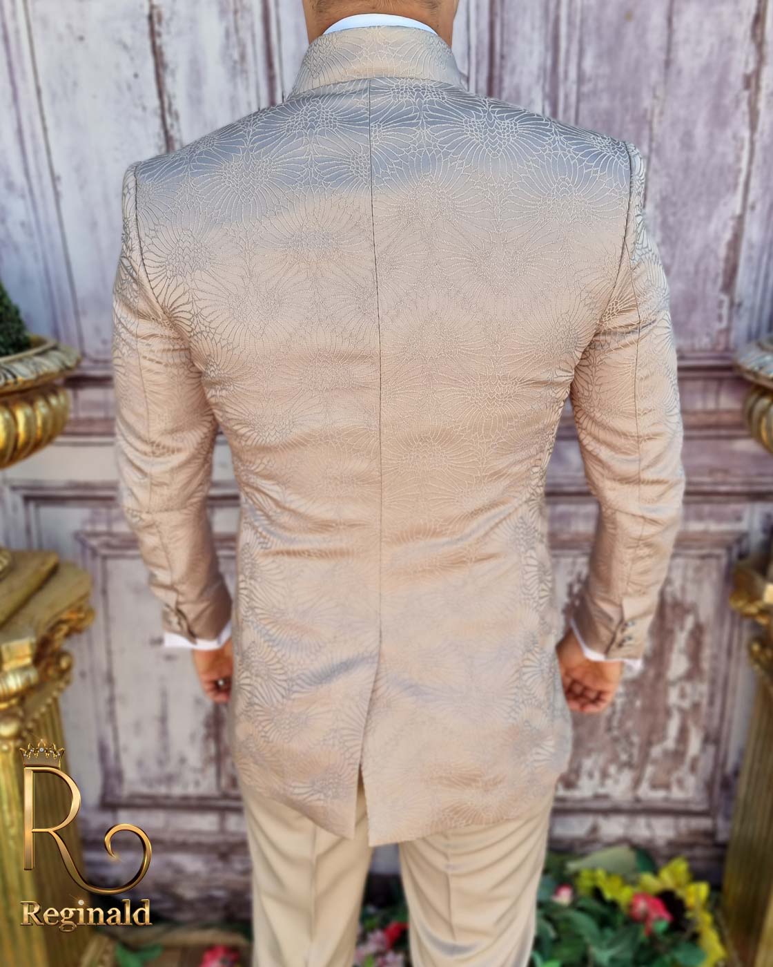 Costum de ceremonie, bej brodat, Sacou, Vesta, Pantalon si Cravata - C3817 - imagine 4