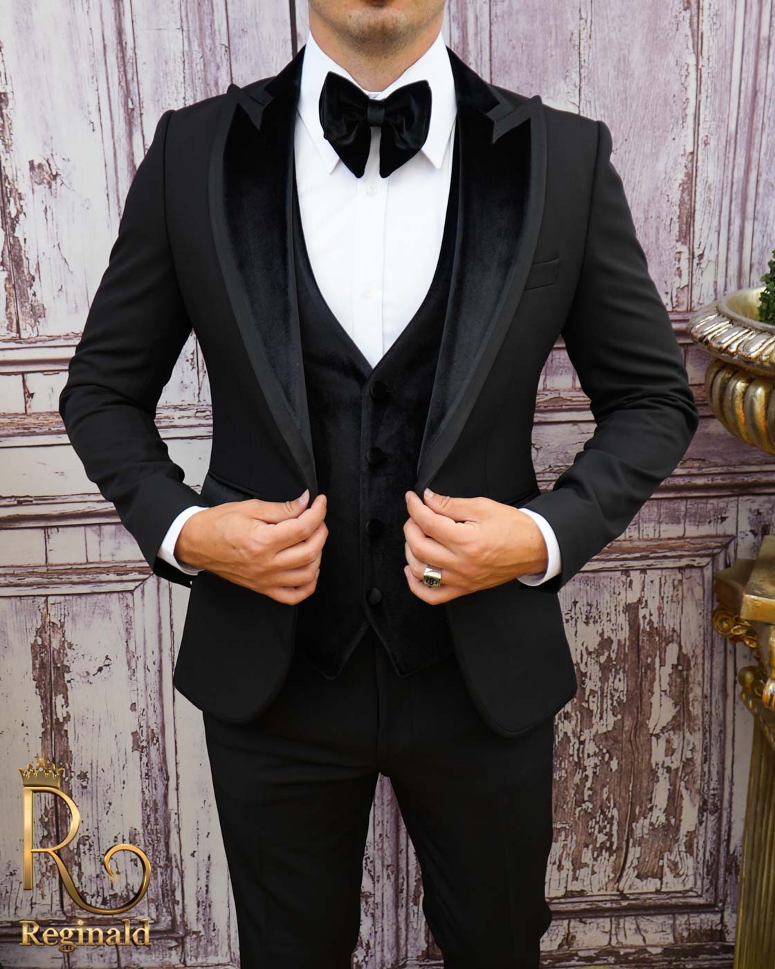 Costum de ceremonie cu vesta din catifea - C3805