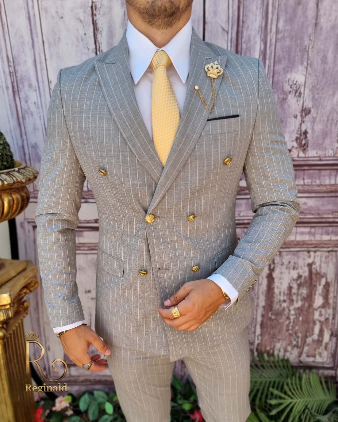Costum de bărbați, Gri cu dungi albe, Sacou cu butoni aurii si Pantalon - C3858 - imagine 3