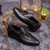 Pantofi Loafers de bărbați din piele naturala, Negru cu ciucuri - P1555