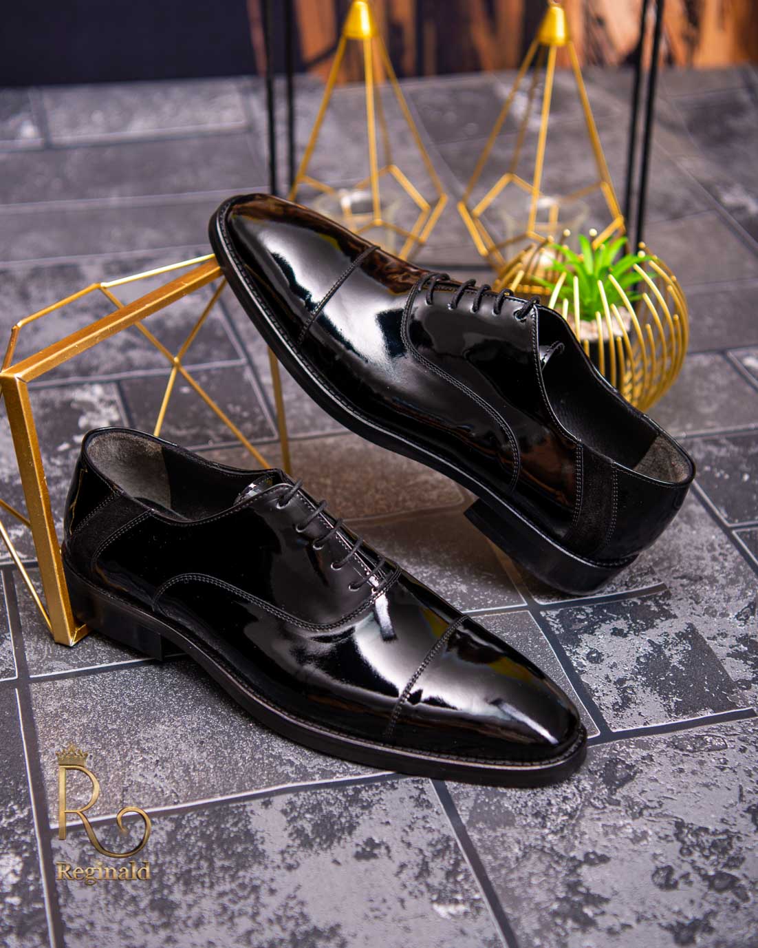 Men's elegant genuine leather shoes, Patent Black - P1559