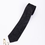 Cravata de barbati, neagra cu model si batista  - CV840