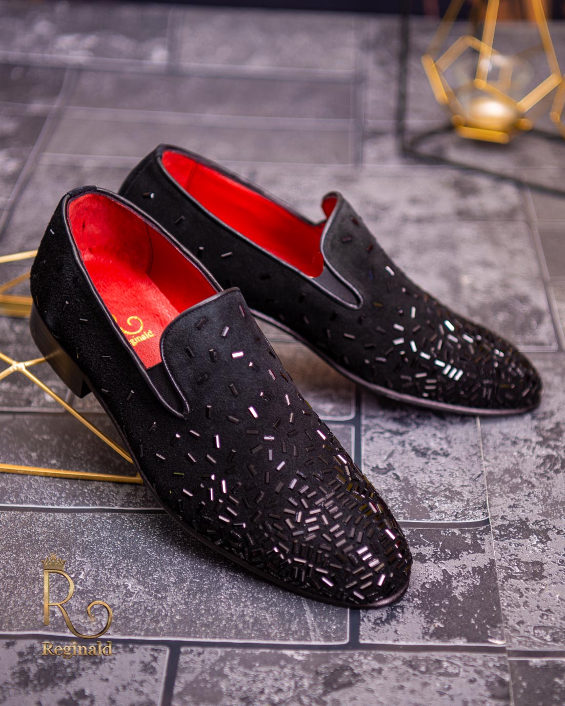 Pantofi Loafers de barbati din piele naturala, negri cu strasuri- P1722