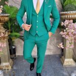 Costum de bărbați, verde cu nasturi aurii, Sacou, Vesta si Pantalon - C4177