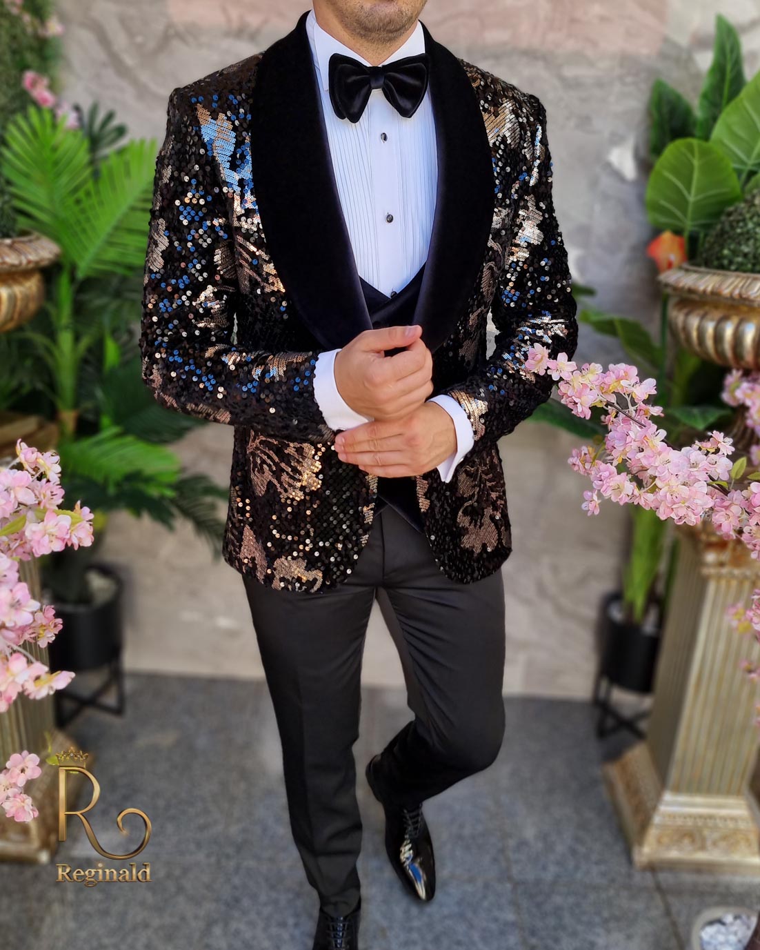 Costum de ceremonie, Slim Fit, Negru cu paiete, Sacou, Vesta, Pantalon si Papion - C3832 - imagine 4