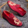 Pantofi Loafers, barbatesti, rosii cu broderie aurie, catifea- P1755