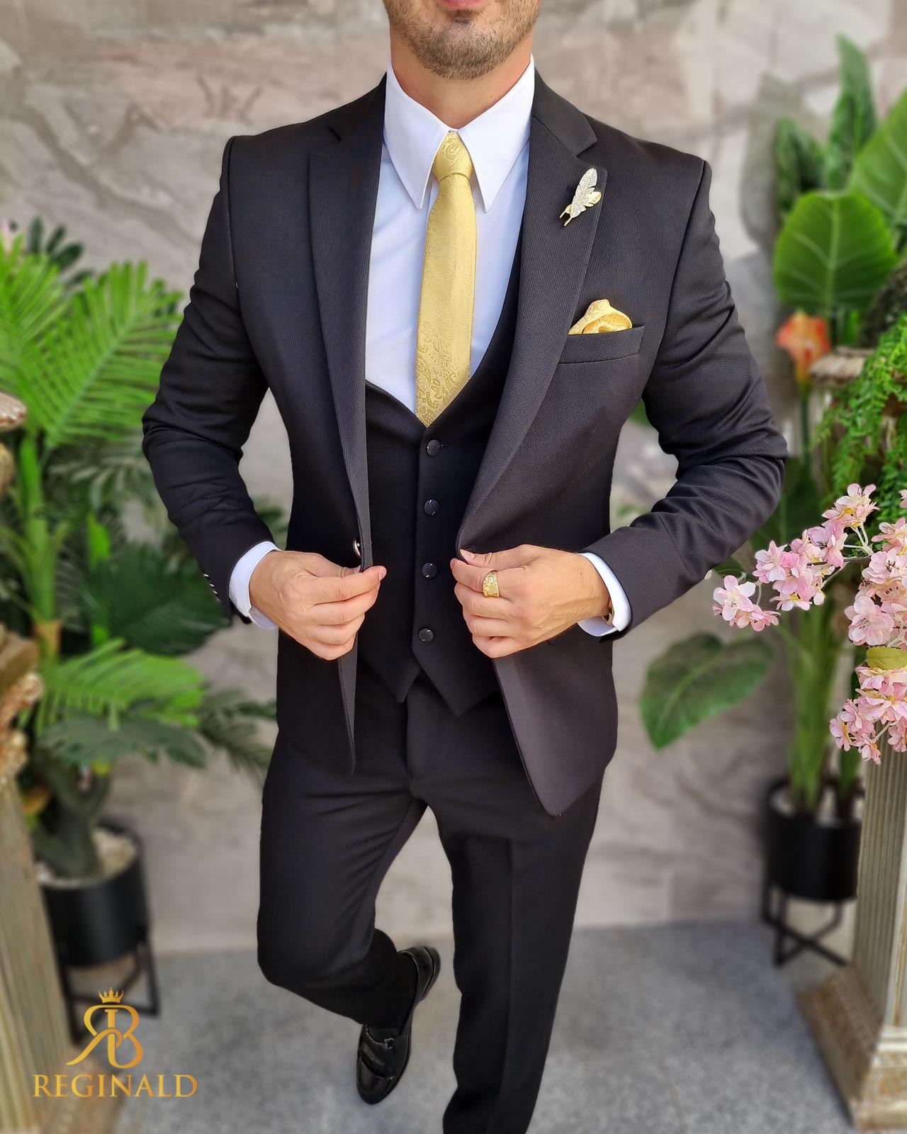 Costum Reginald negru- Sacou, Vesta si Pantalon - C4305 - imagine 4