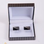 Butoni argintii cu negru - BT015