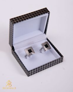 Alternative view of Butoni argintii cu negru - BT021