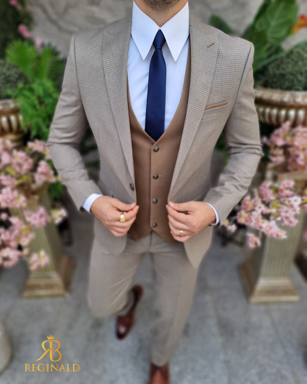 Costum elegant bej inchis , set: 3 piese - C4413