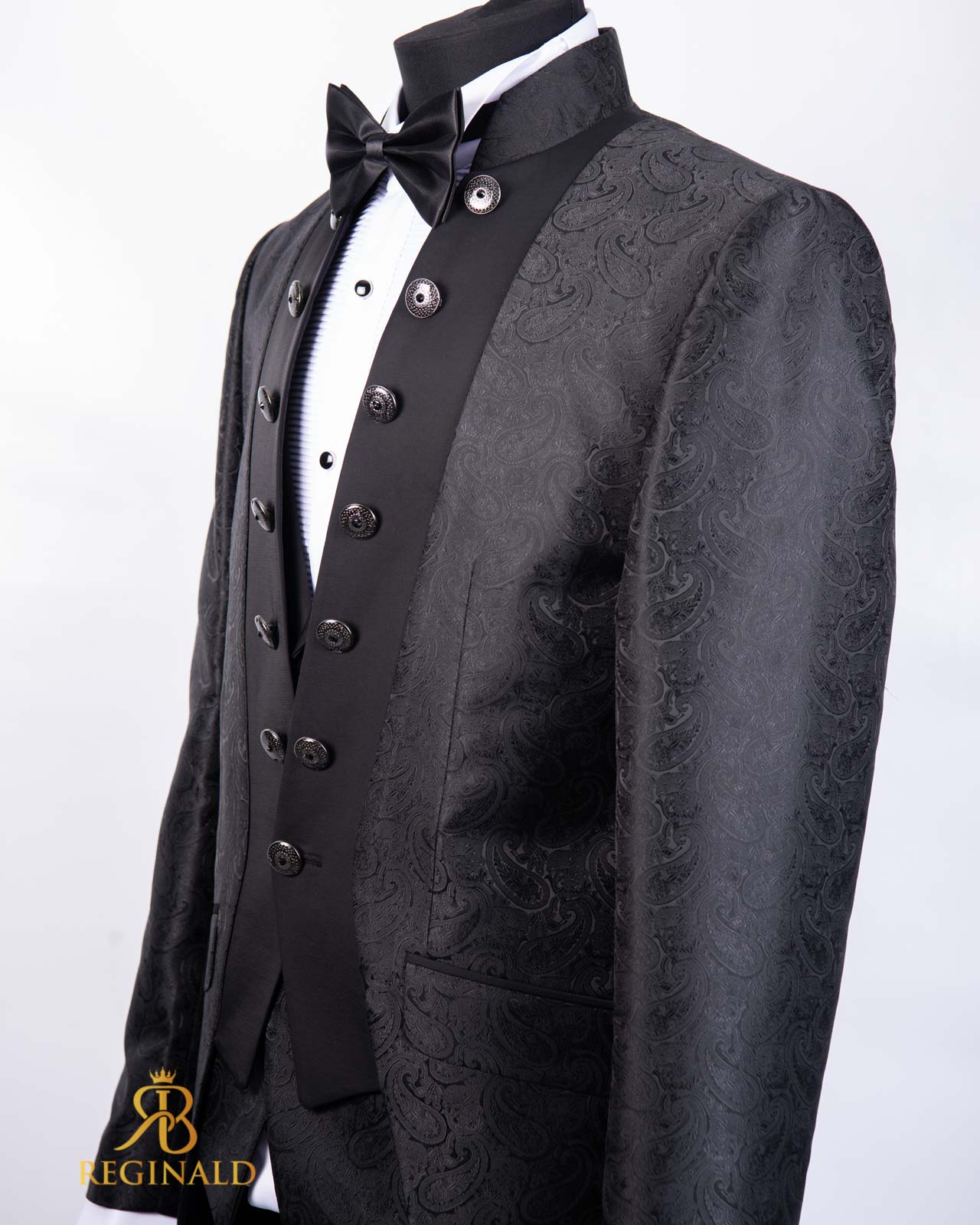 Costum negru de NAS/MIRE, Sacou,Vesta, Pantalon, Papion - C4535
