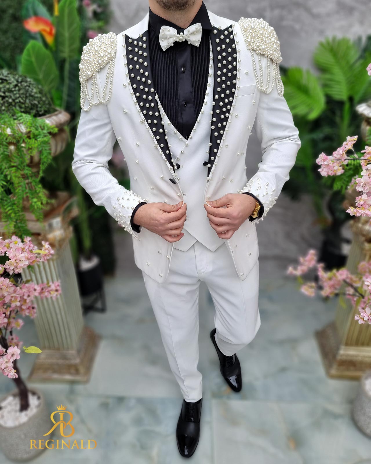Costum alb Elegant Ceremony Collection 2024 - C4619