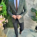 Set da 5 pezzi: giacca, pantaloni, camicia, cravatta, cintura - TN069