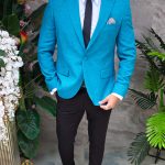Conjunto de 6 prendas: chaqueta, pantalón, camisa, corbata, cinturón y pañuelo - TN087