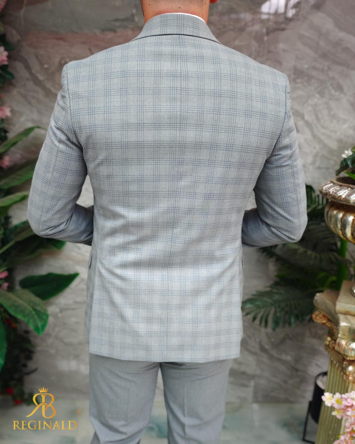 Costum de bărbați Gri in carouri, Sacou, Vesta si Pantalon - C5007