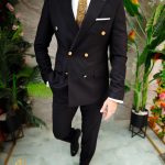 Elegante completo da uomo, nero con bottoni dorati, giacca e pantaloni - C3713
