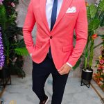 Conjunto de 6 prendas: chaqueta, pantalón, camisa, corbata, cinturón y pañuelo - TN136