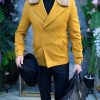 Palton de barbati galben, cu blana la guler, croiala slim-fit- PT482