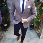 Conjunto de 6 prendas: chaqueta, pantalones, camisa, corbata, cinturón y pañuelo - TN165