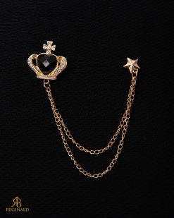 Lanț metalic pentru sacou cu piatra neagra, Auriu- LT546