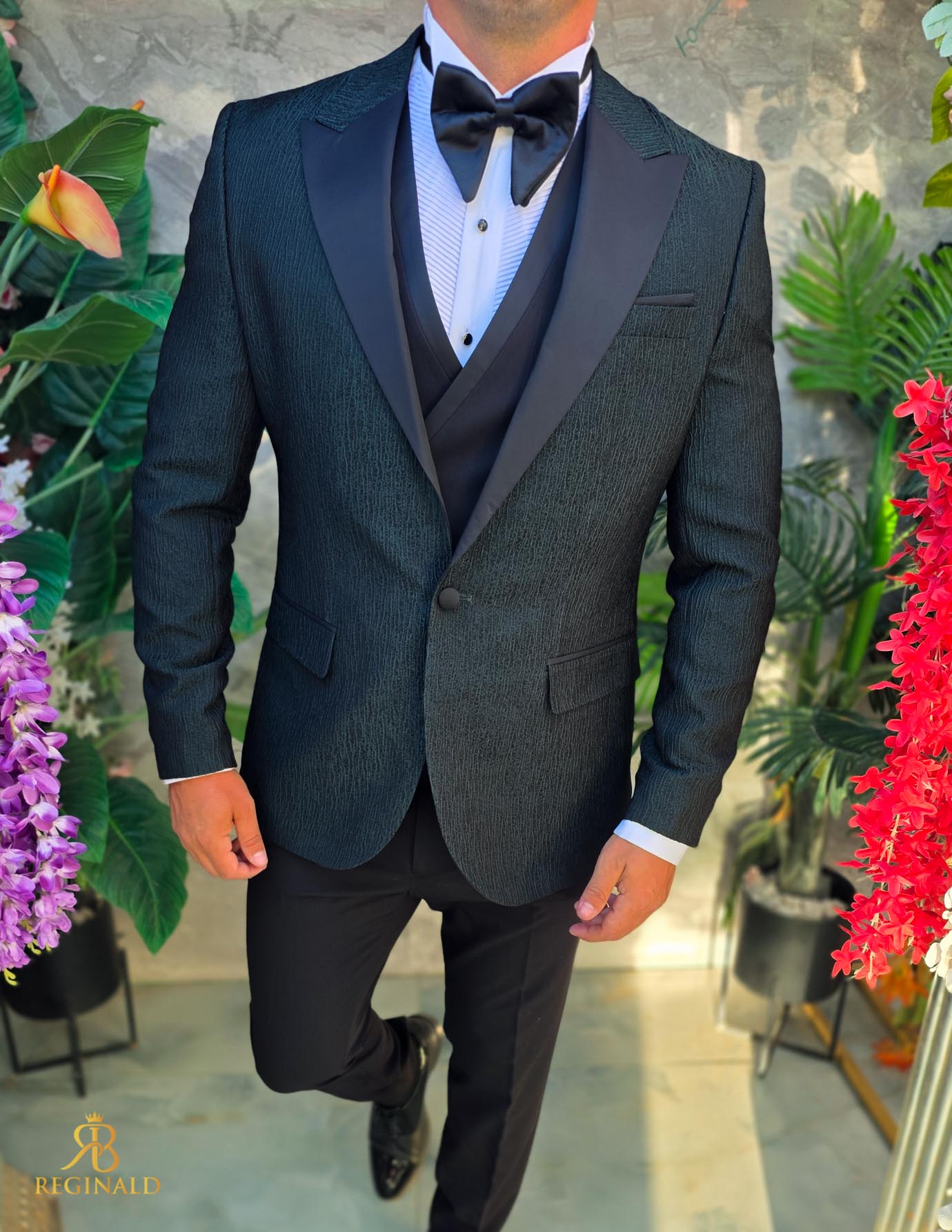 Costum de barbati de ceremonie Set: Sacou, Vesta, Pantalon, Papion- C5278 - imagine 3