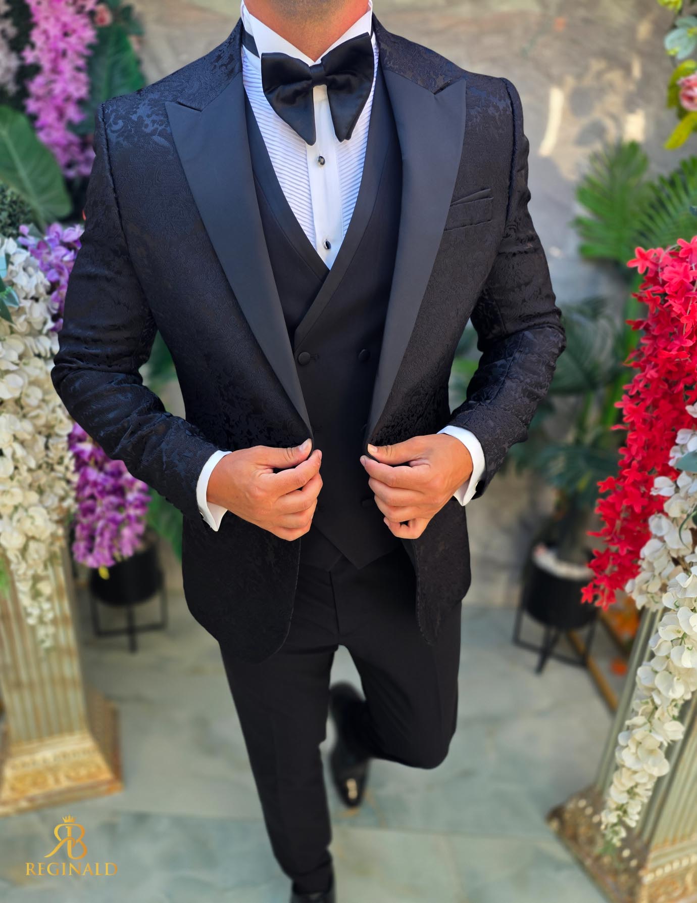 Costum de barbati de ceremonie Set: Sacou, Vesta, Pantalon, Papion- C5281 - imagine 2