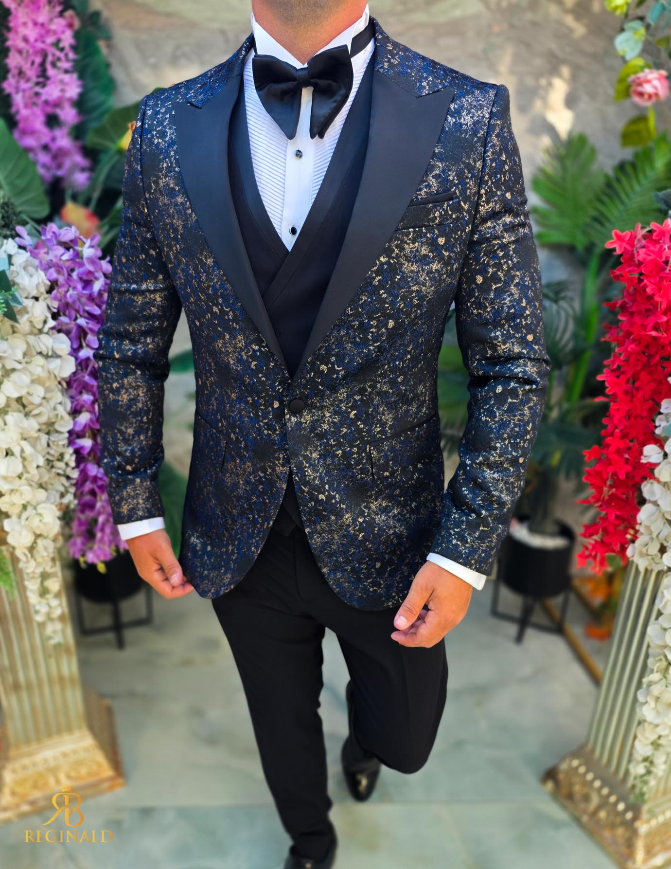 Costum de barbati de ceremonie Set: Sacou, Vesta, Pantalon, Papion- C5284 - imagine 7