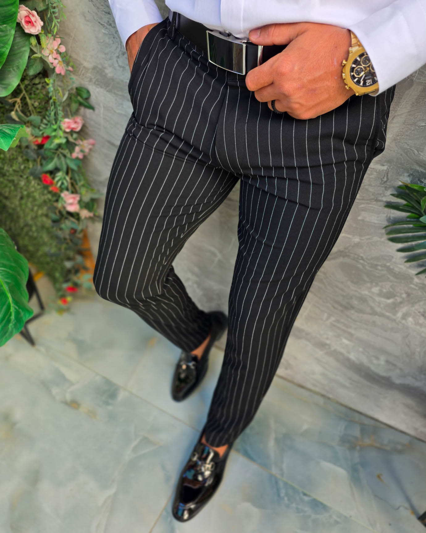 Pantaloni negri cu dungi albe, elastici, croiala conica - PN859 - imagine 2