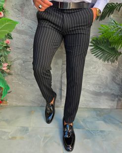 Pantaloni negri cu dungi albe, elastici, croiala conica - PN859